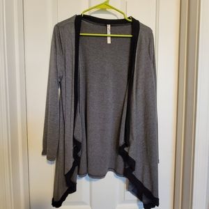 Women's cover up top lightweight jacket size Medium